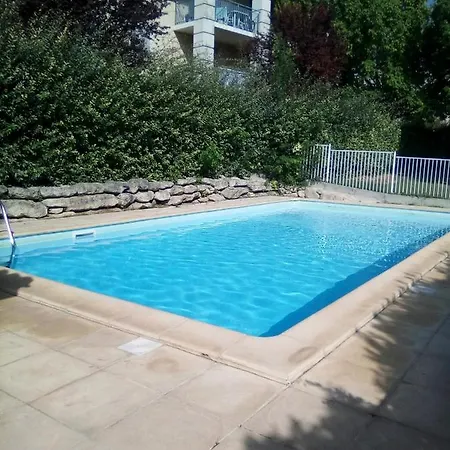 1 Avec Piscine Apartment *