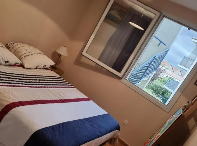 1 Avec Piscine Apartmán
